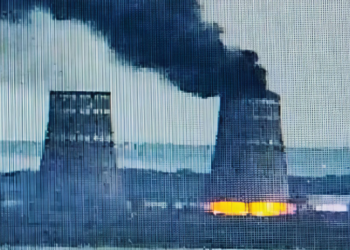 Удар ВСУ по Запорожской АЭС: последствия пожара на градирне