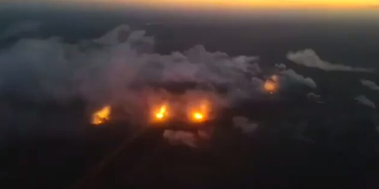Запечатлён массированный артиллерийский и авиационный удар по ВСУ в Угледаре