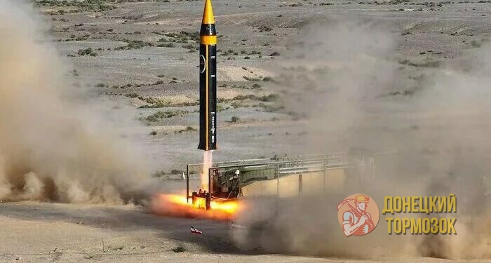 Иран атаковал Израиль ракетами Kheibar: десятки целей под огнём